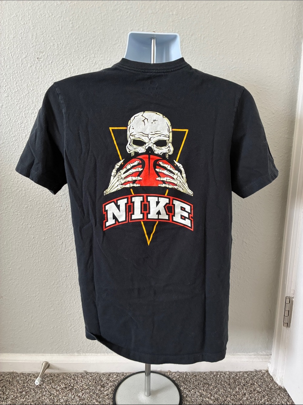 Nike Black Crew Neck Tee T-Shirt Top Medium Skeleton Basketball Graphic